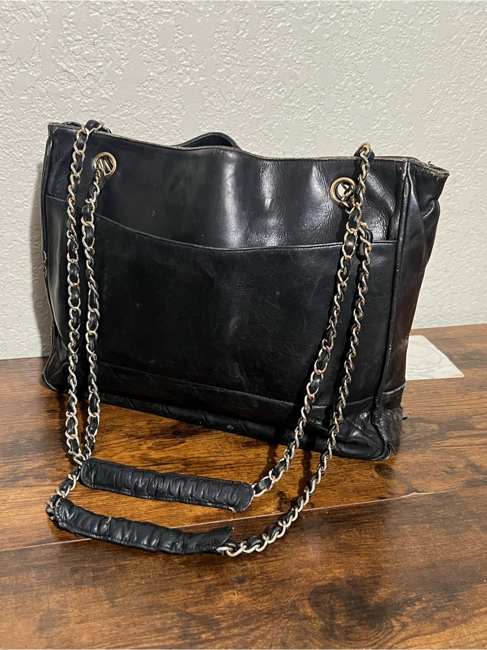 Beautiful vintage CHANEL Black Leather Double-Chain Shoulder Bag